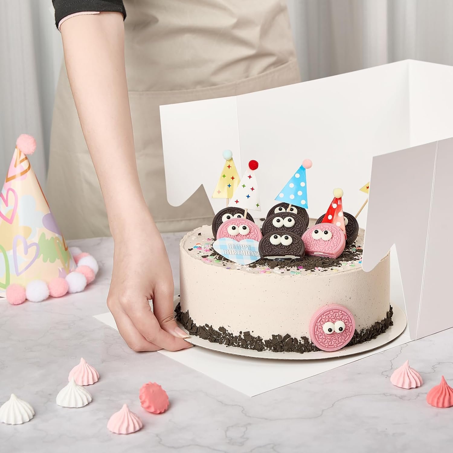 Großhandel 2er Set Tortenboxen 10 x 10 x 8 Zoll, Einweg-Tortenbehälter mit Lids und Fenster, individuell gestaltbar mit eigenem Logo für Hochzeit, Geburtstag, Party, hergestellt von einem zuverlässigen Lieferanten. Großhandel 2er Set Tortenboxen 10 x 10 x 8 Zoll, Einweg-Tortenbehälter mit Lids und Fenster, individuell gestaltbar mit eigenem Logo für Hochzeit, Geburtstag, Party, hergestellt von einem zuverlässigen Lieferanten.