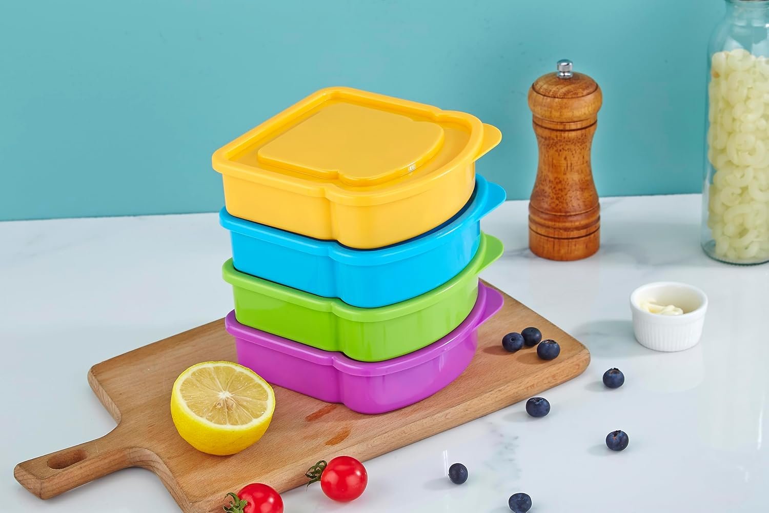 Großhandel Sandwichbehälter in lila, himmelblau, grün und gelb, individuelles Logo, Hersteller für Bulk-Bestellungen.