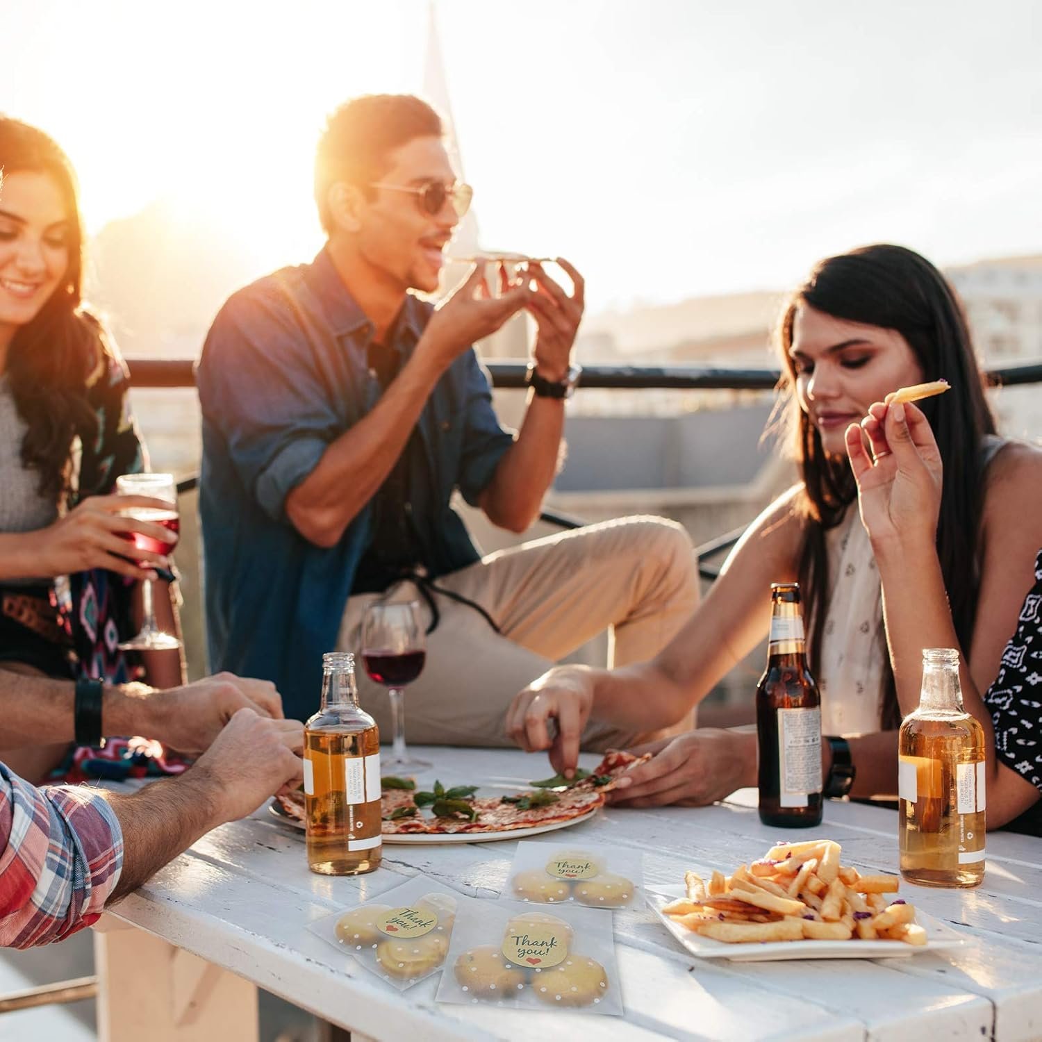 Großhandel selbstklebende Cookie-Tüten mit weißen Punkten, resealable Cellophan-Beutel für Geschenke mit Dankeschön-Aufklebern, 100 Stück (3,9''x3,9''), individuelles Logo vom Hersteller