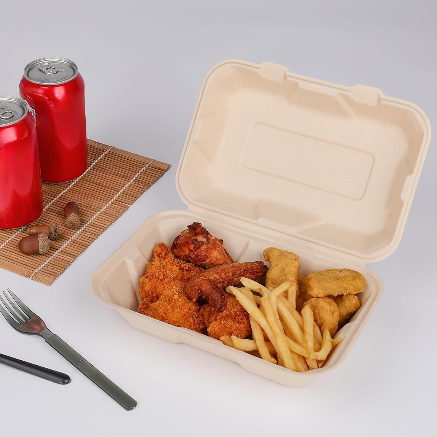 Großhandel 100 Stück kompostierbare 9x6 Zoll Takeout-Lunchboxen mit Deckel, Klappcontainer für Speisen, PFAS-frei, biologisch abbaubar aus Bagasse, individuell bedruckbar, vom Hersteller.