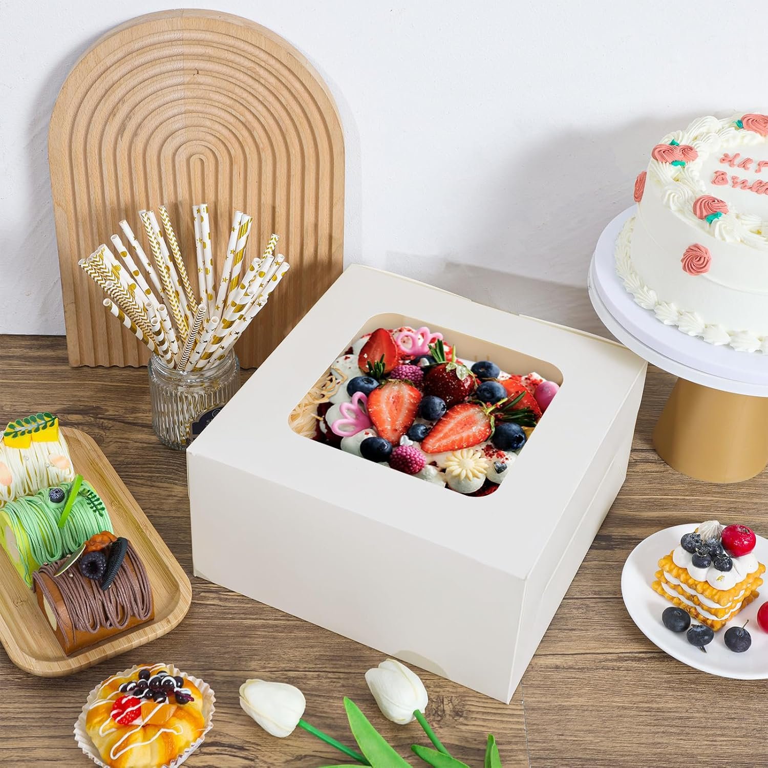 Großhandel 24 Stück Kuchenboxen 10x10x5 Zoll weiße quadratische Bäckereiboxen mit Fenster für Kuchen, Torten, Pralinen, Kekse, Pie, Geburtstagsparty, Hochzeit, individuelles Logo, Hersteller, Bulk