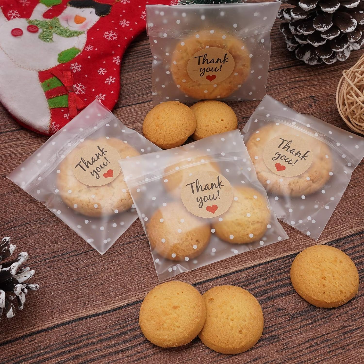 Großhandel selbstklebende Cookie-Tüten mit weißen Punkten, resealable Cellophan-Beutel für Geschenke mit Dankeschön-Aufklebern, 100 Stück (3,9''x3,9''), individuelles Logo vom Hersteller