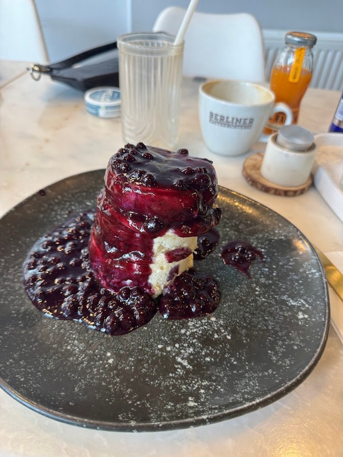 Die besten Geheimtipps von Enzo's Café Berlin: Ein ehrlicher Testbericht aus Berlin