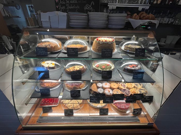 Lohnt sich roseli Café - Bar in Frankfurt am Main, Deutschland? Ehrliche Testbericht-Erfahrungen