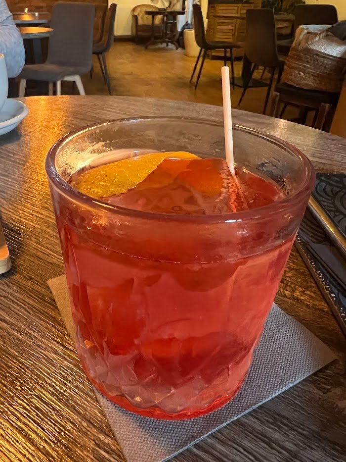 YUNA Café in Berlin: Ehrliche Erfahrungen aus der Café-Szene