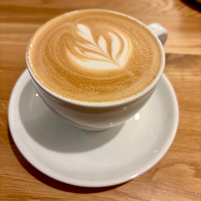 Ist cafe neundrei in Berlin einen Besuch wert? Ehrliche Erfahrungen & Testbericht