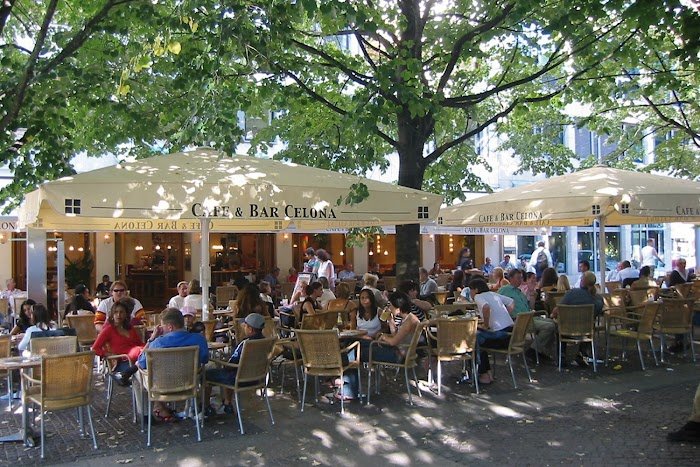 Die besten Geheimtipps aus Cafe & Bar Celona Frankfurt: Ehrlicher Testbericht aus Frankfurt am Main Die besten Geheimtipps aus Cafe & Bar Celona Frankfurt: Ehrlicher Testbericht aus Frankfurt am Main
