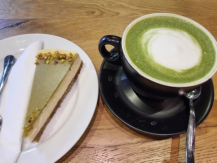 Ein Blick in Frankfurts pulsierende Café-Szene: Café Hope Erfahrungen