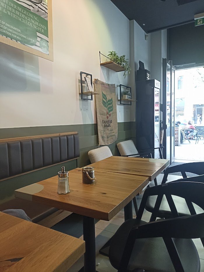 Ein Blick in Frankfurts pulsierende Café-Szene: Café Hope Erfahrungen