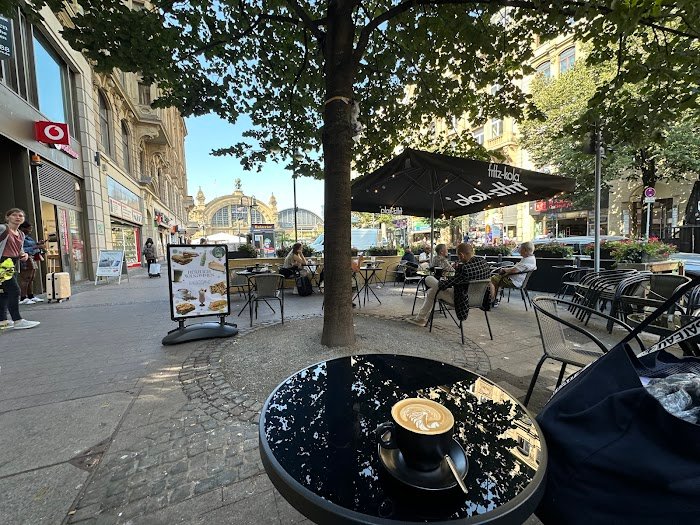 Ein Blick in Frankfurts pulsierende Café-Szene: Café Hope Erfahrungen