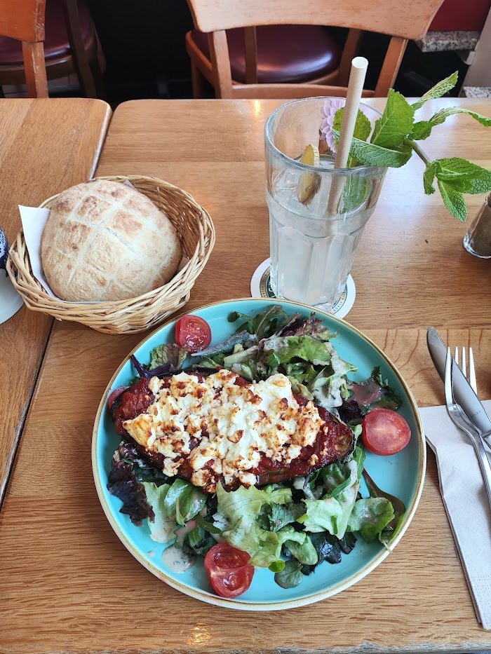 Lohnt sich Metropol am Dom - Café & Restaurant in Frankfurt am Main, Deutschland? Ehrlicher Testbericht