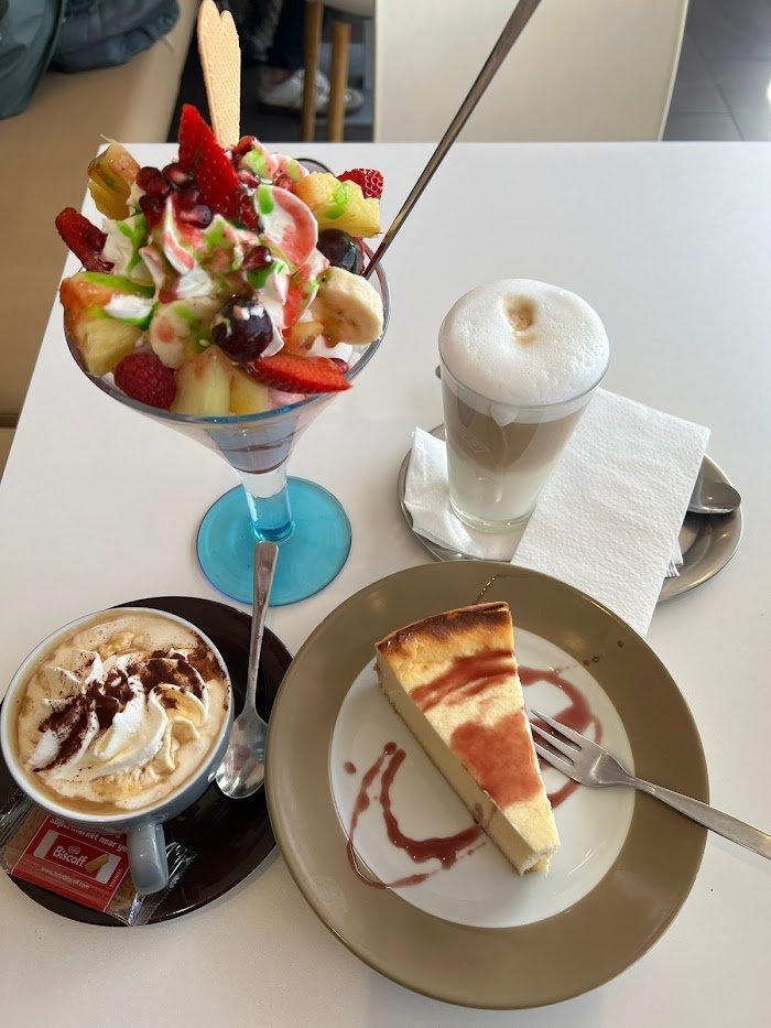 Die verborgenen Schätze von Café Minah: Ein ehrlicher Testbericht aus Hamburg