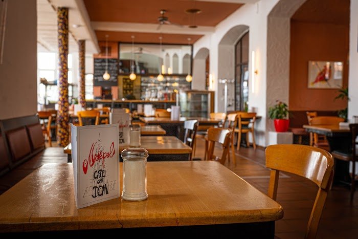 Lohnt sich Metropol am Dom - Café & Restaurant in Frankfurt am Main, Deutschland? Ehrlicher Testbericht